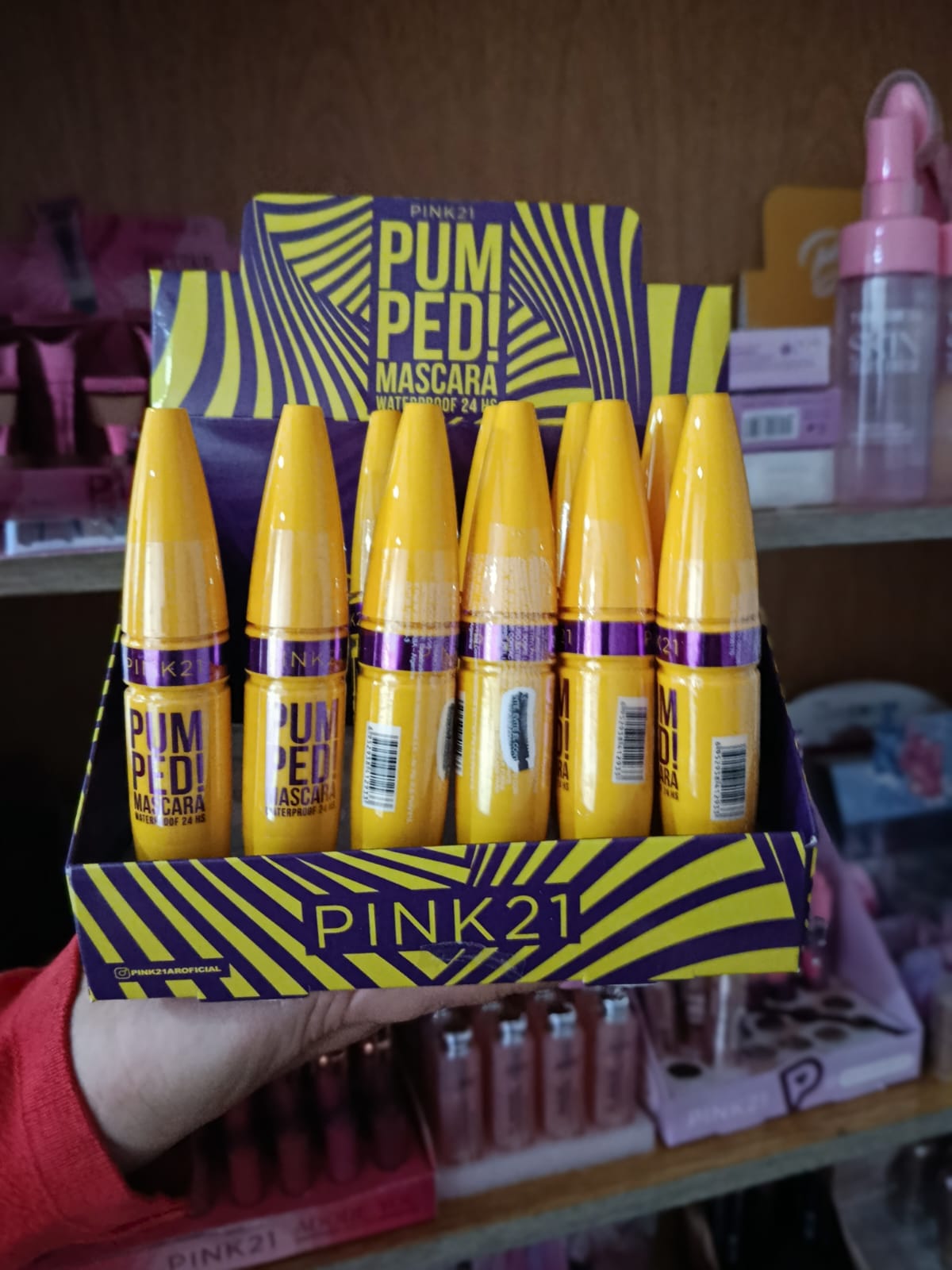 MASCARA DE PESTAÑAS WATER - PROOF