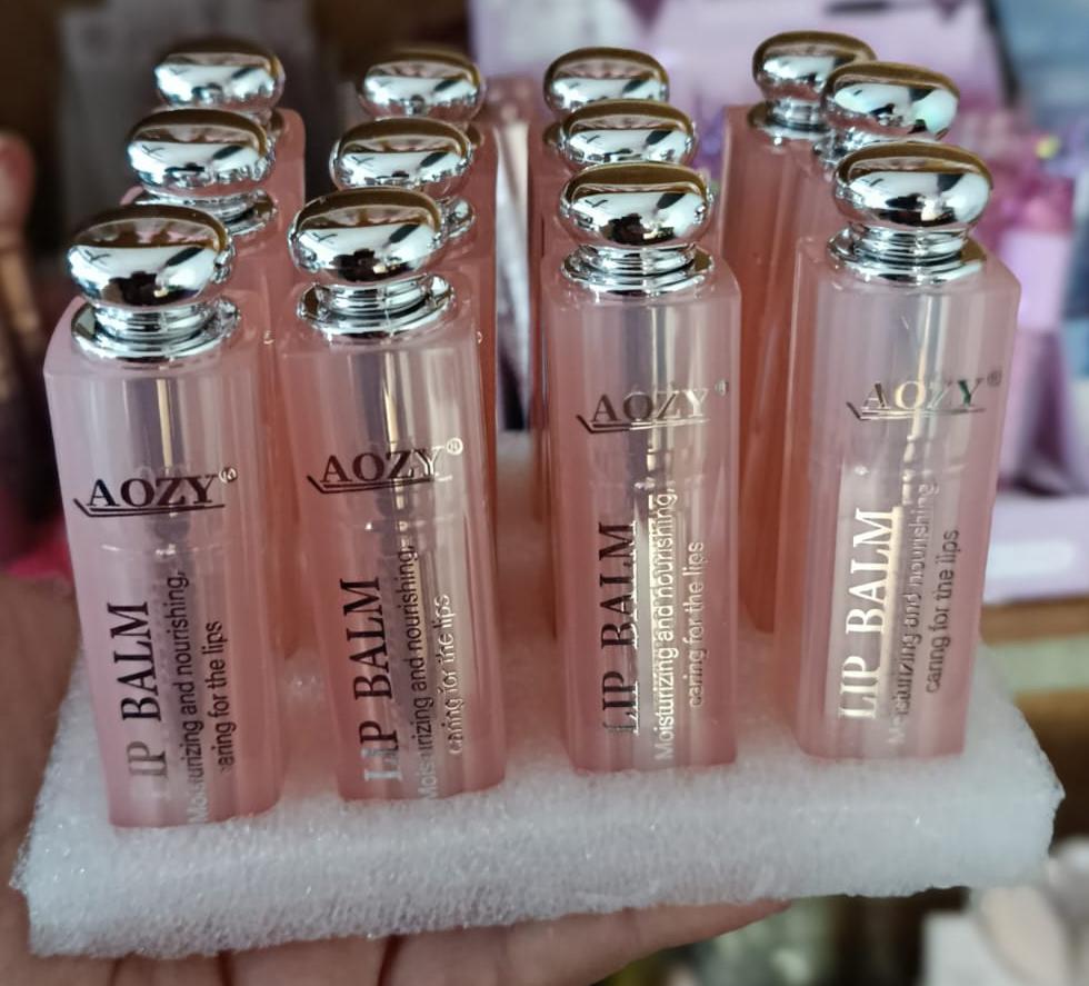 LIP BALM 