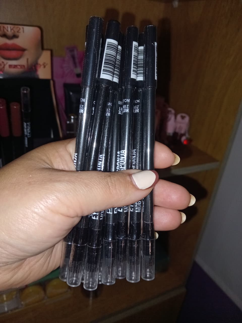 Lapiz delineador con difuminador